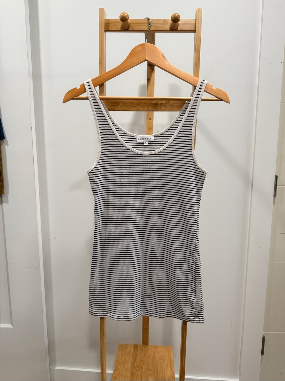 Striped Scoop Neck Tank Top - Black & White